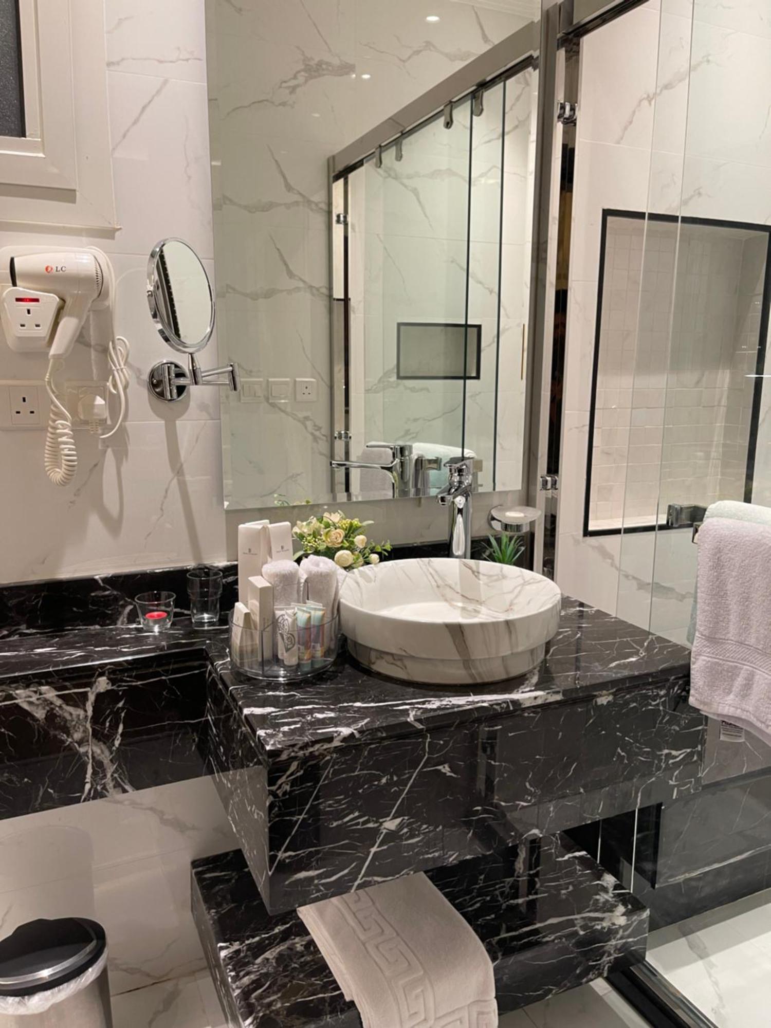 شقق خاصه بطابع حديث وفندقي - تسجيل ذاتي Private Apartments With Modern Vibes - Self Checkin Riad Exterior foto
