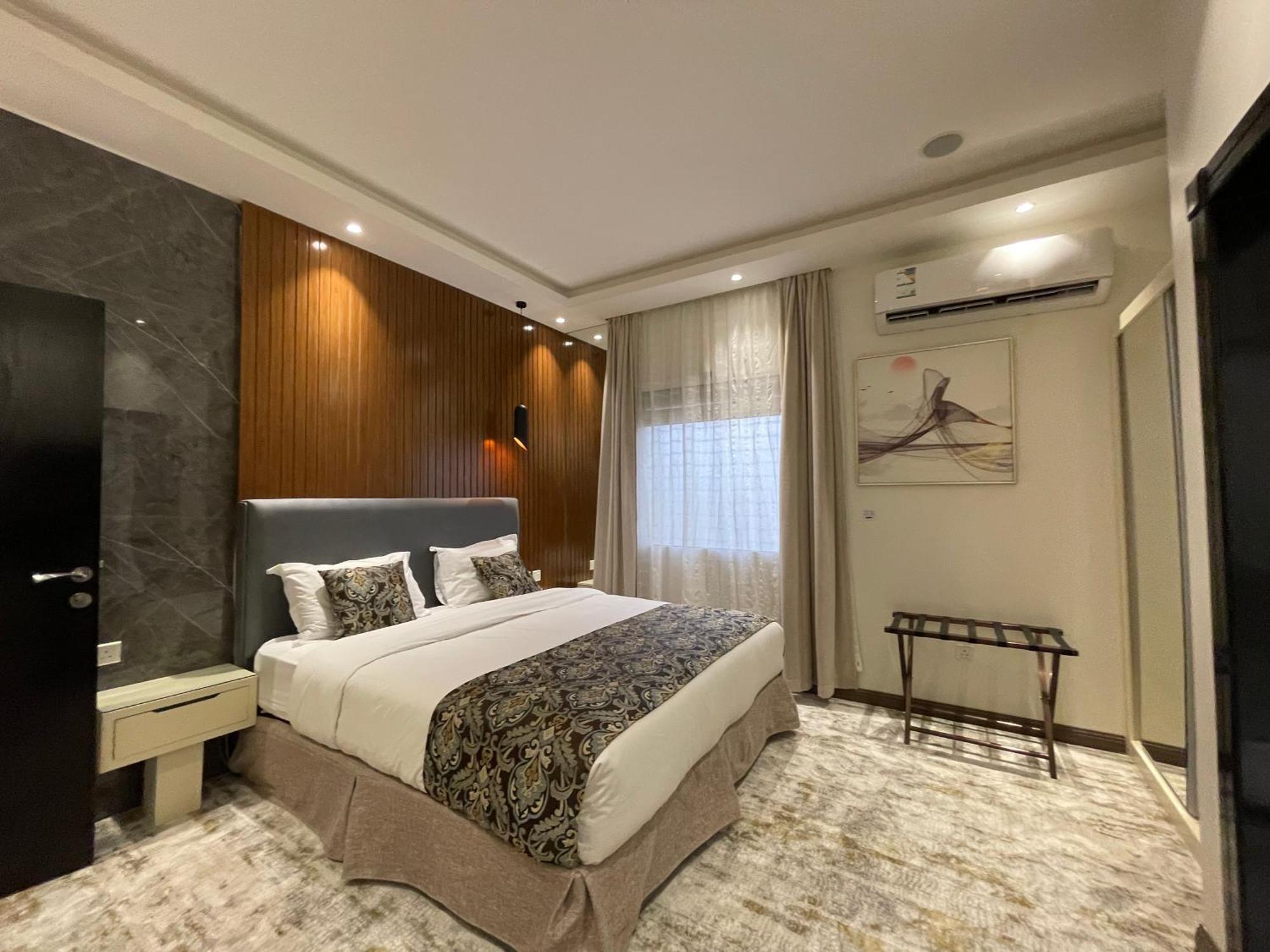 شقق خاصه بطابع حديث وفندقي - تسجيل ذاتي Private Apartments With Modern Vibes - Self Checkin Riad Exterior foto