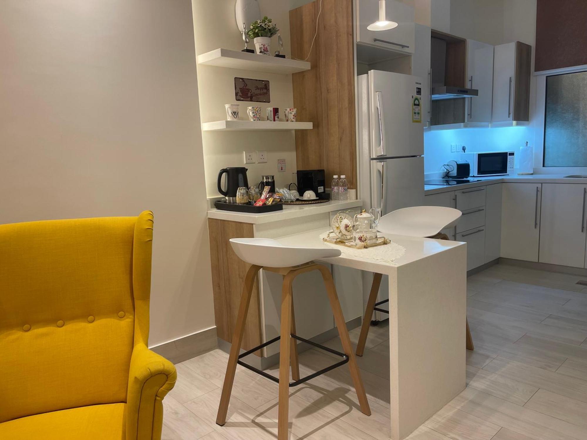 شقق خاصه بطابع حديث وفندقي - تسجيل ذاتي Private Apartments With Modern Vibes - Self Checkin Riad Exterior foto