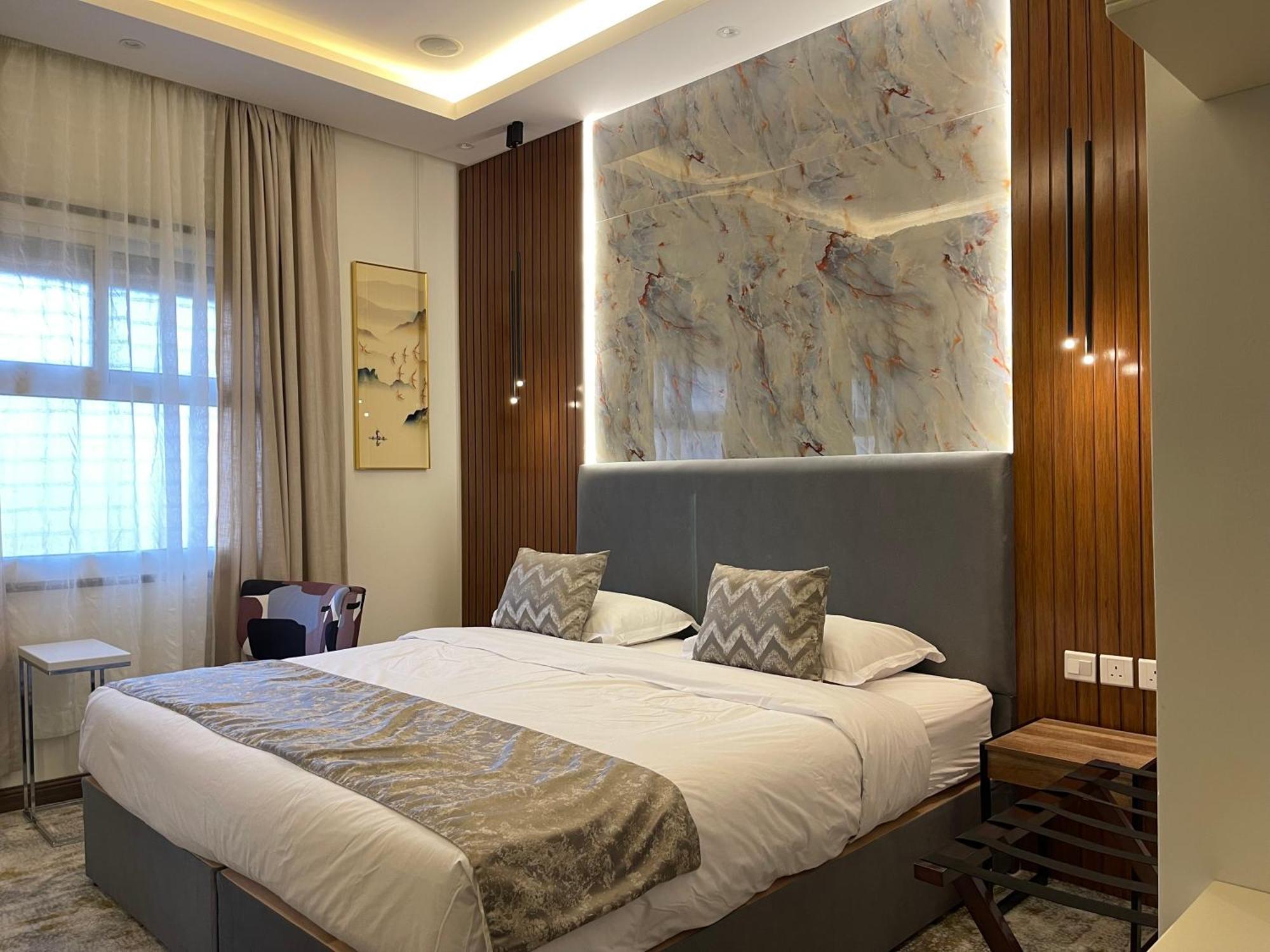 شقق خاصه بطابع حديث وفندقي - تسجيل ذاتي Private Apartments With Modern Vibes - Self Checkin Riad Exterior foto